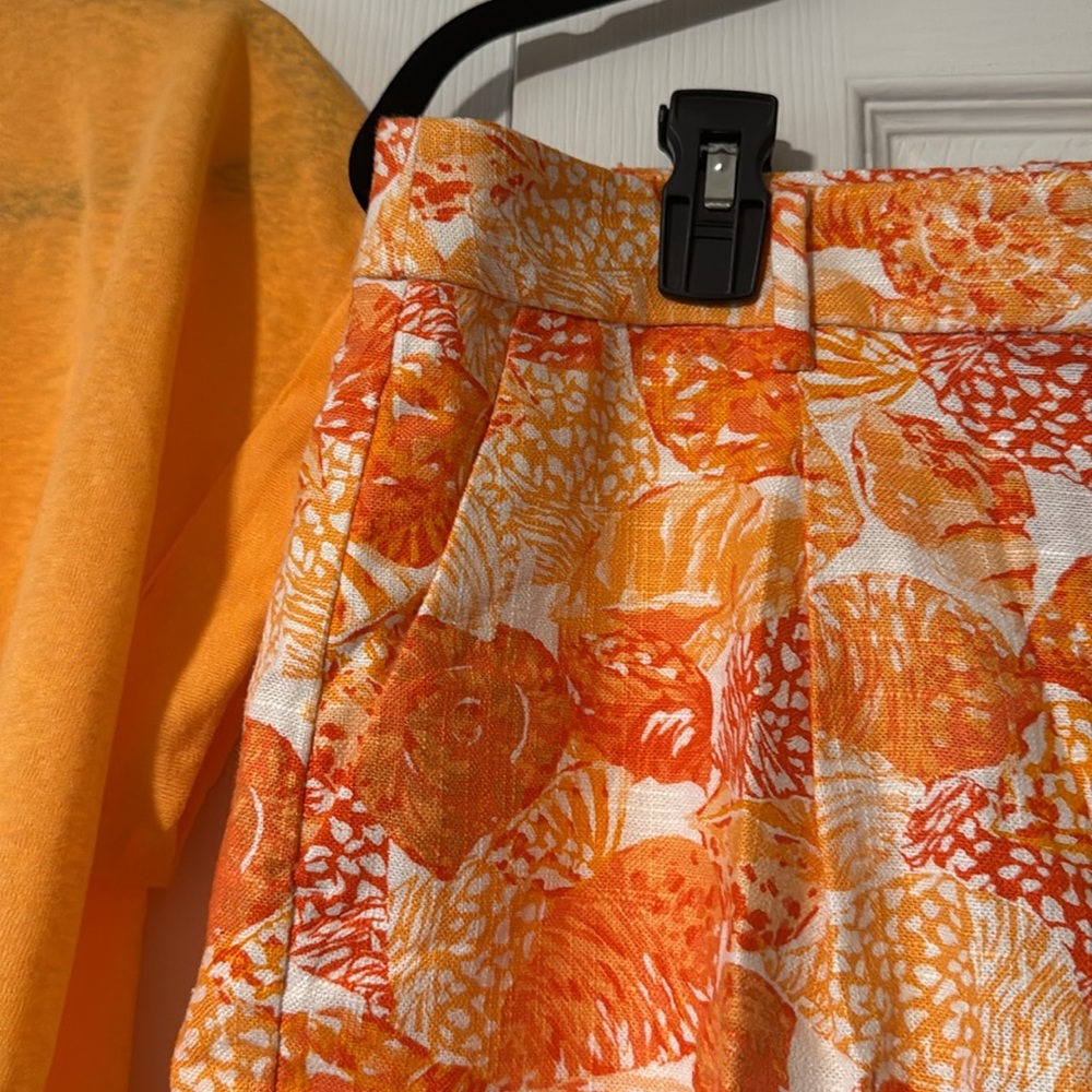 Loft Top and Peyton Shorts Size L and 12 - Picture 5 of 7